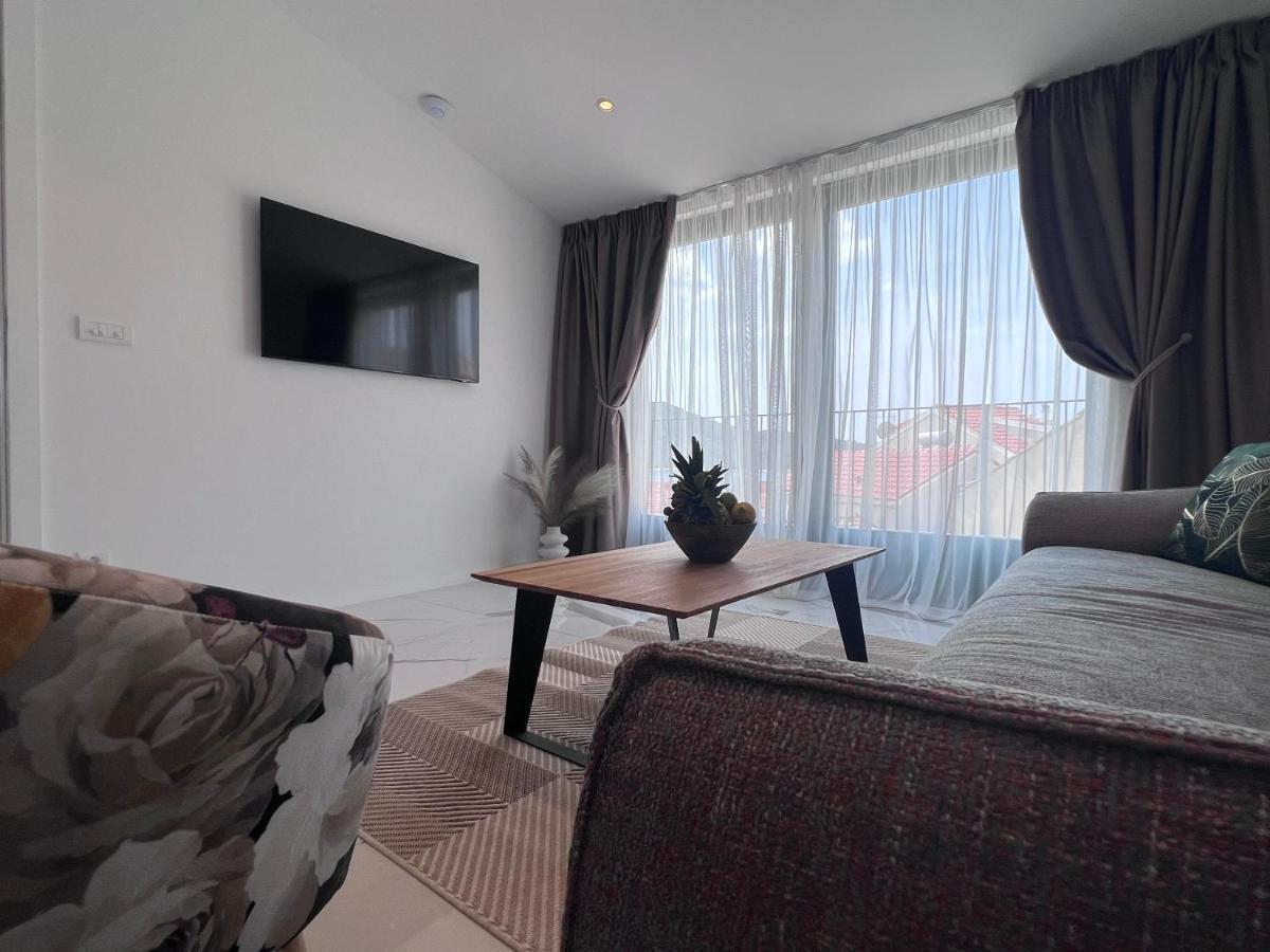 Azalea Dalmacija Luxury Rooms And Apartments Primošten Extérieur photo